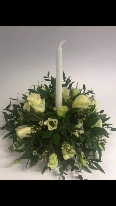 Contemporary Table Arrangement